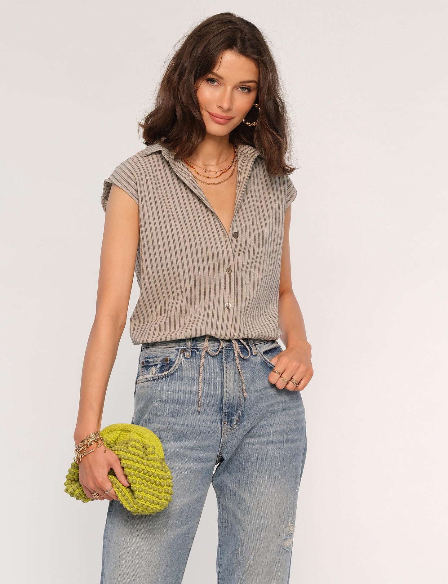 the DAKOTA shirt, stone