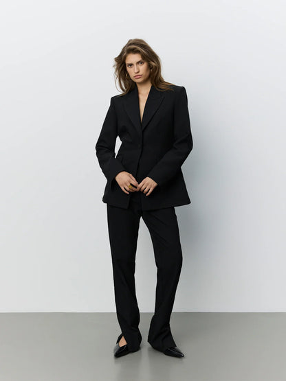 the LIORASW fitted blazer