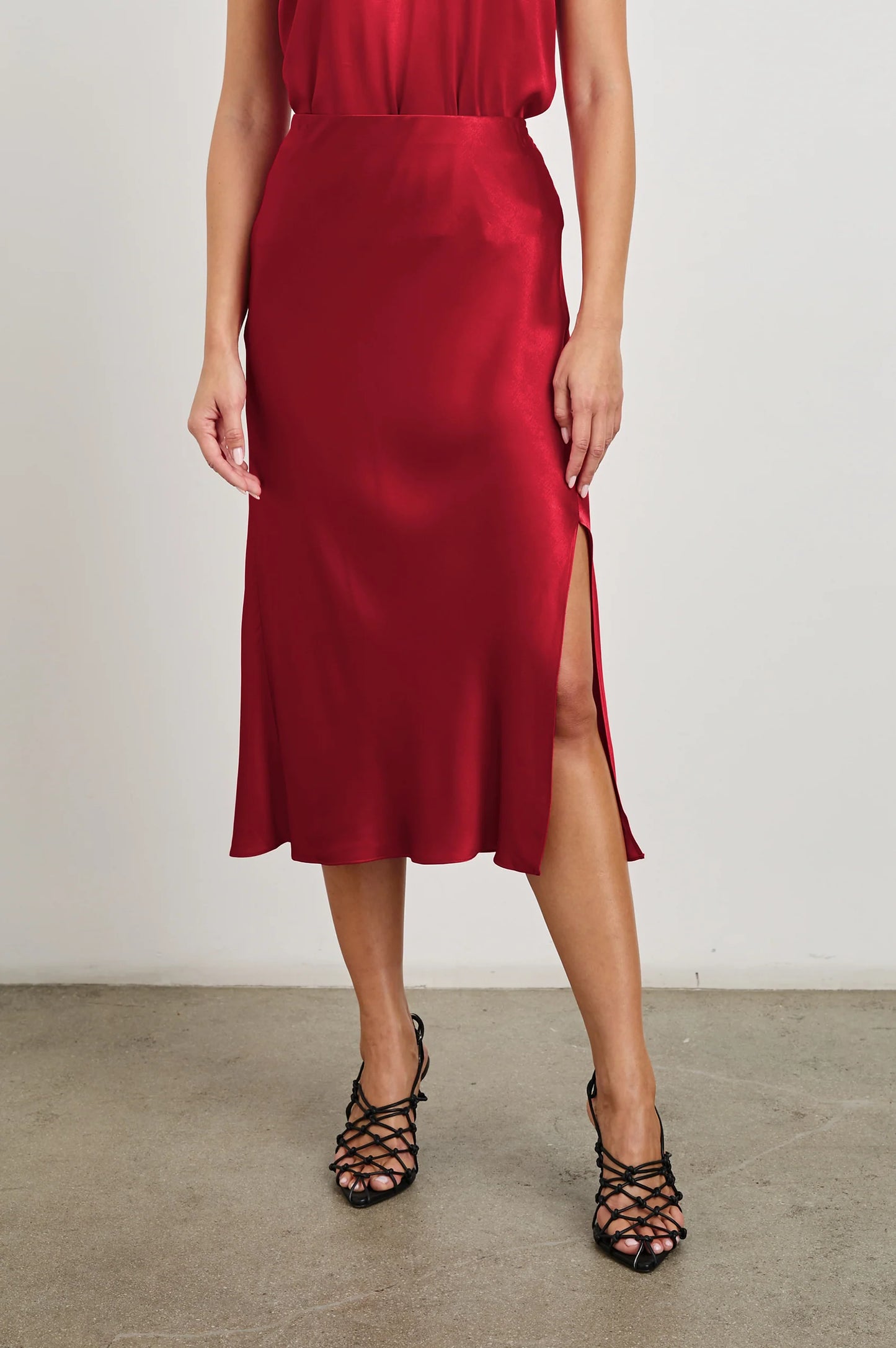 the MAYA skirt, scarlett