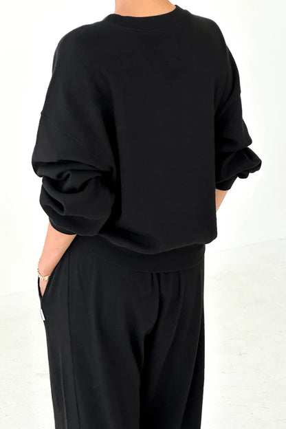the POINTELLE sweatshirt, black