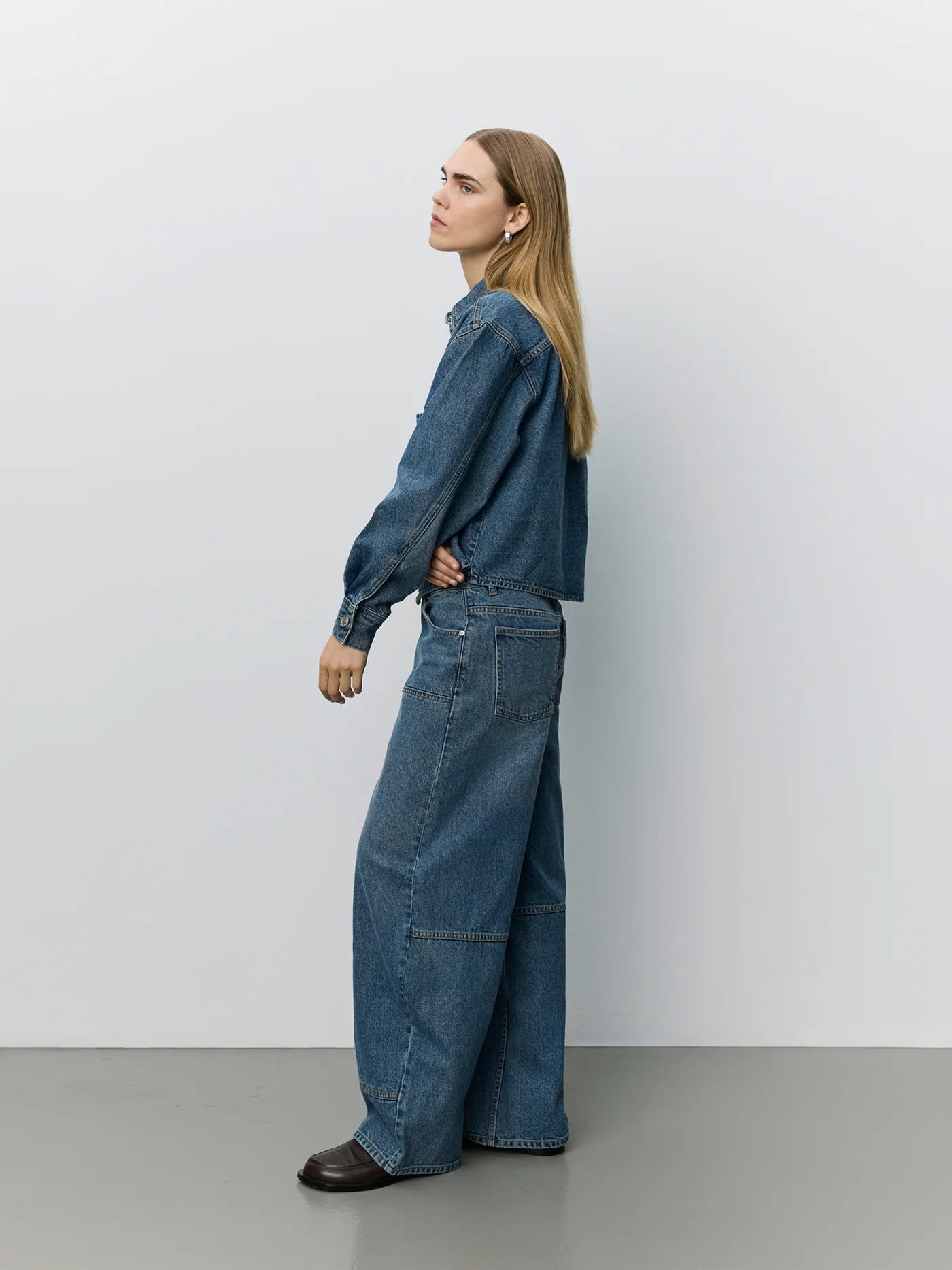 the SONJASW barrel jean, denim blue