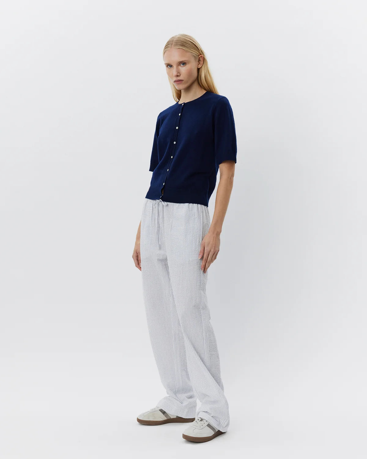 the SUNASW cardigan, navy