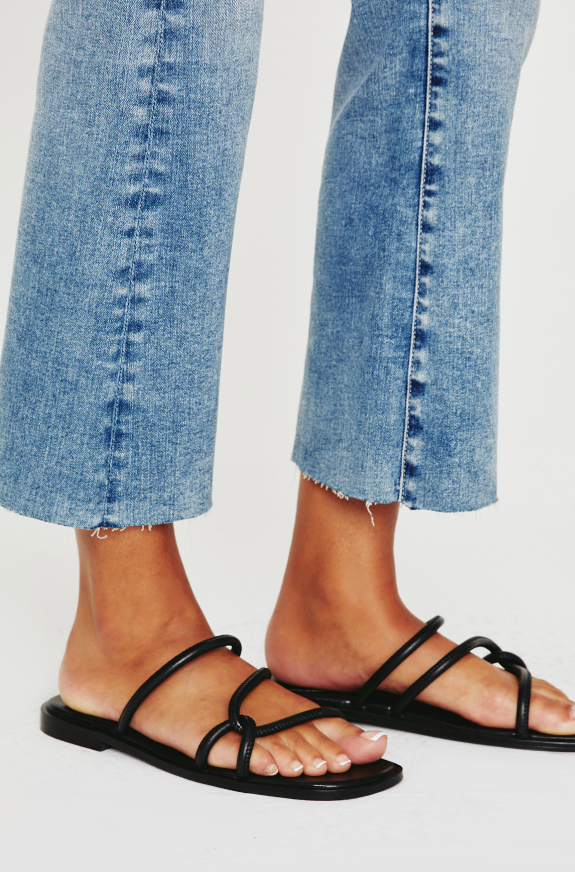 the FARRAH BOOT crop, 20y undertow