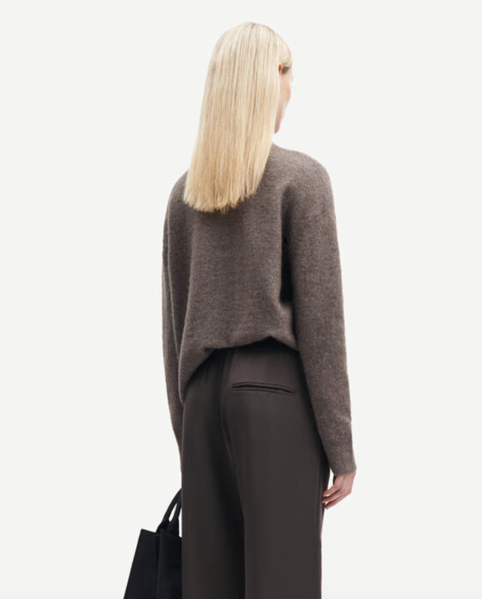 The ANOUR Knit, Major Brown