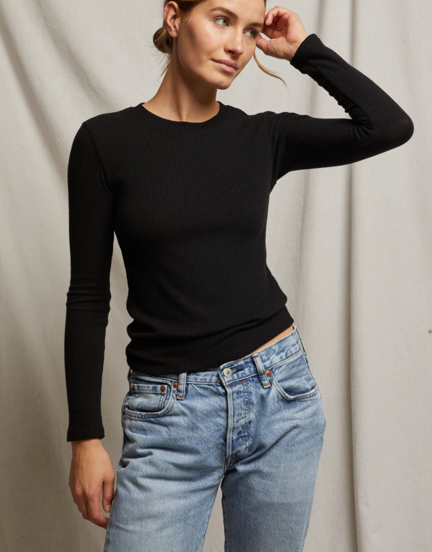 the JOLIE, true black