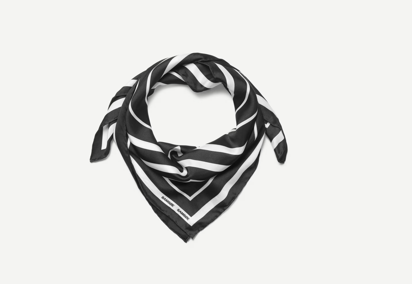the SAHAILAN scarf