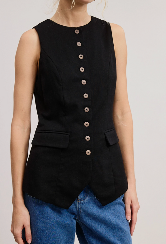 the LONG LINE vest, black