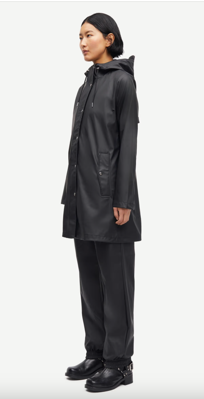 the SASTALA long jacket, black