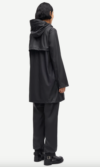 the SASTALA long jacket, black
