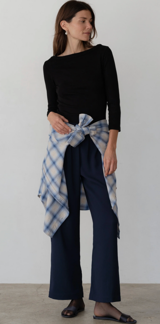 the CREPE simple pant, navy