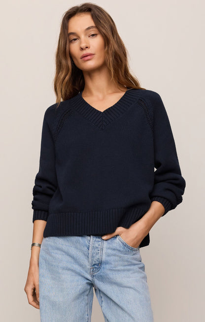 the STRATTON V-Neck, eclipse