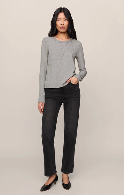 the JUNIE long sleeve tee, classic heather grey