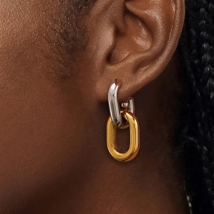 the METALLO earrings