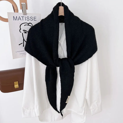 the TRIANGLE scarf