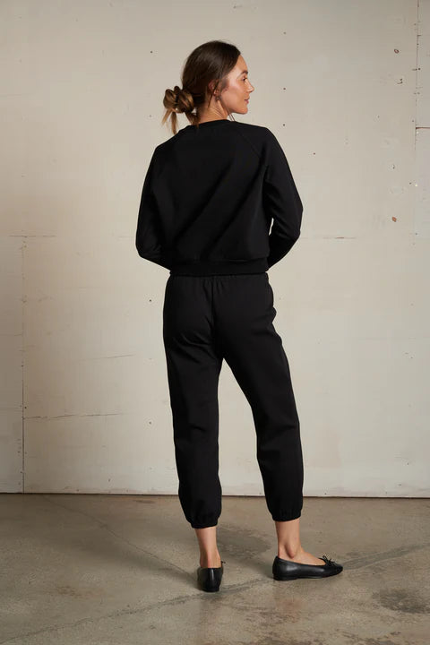 the LUCIA long sleeve raglan