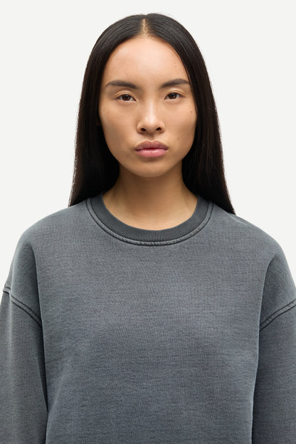 the SAVA sweatshirt, charcoal